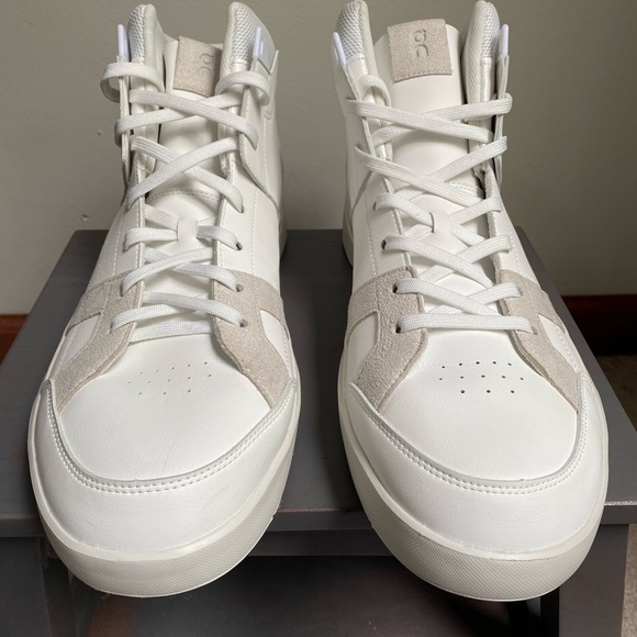 ON CLOUD Men The Roger Clubhouse Mid Sneaker - NEW NWOB - Picture 1 of 8